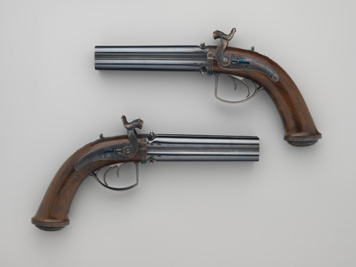 lesmiserablesfashions:Pair of pistols and accessories c. 1831 [x]