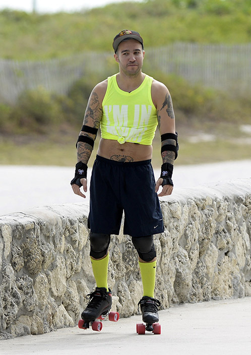singitforsaintjimmy:  today Peter Lewis Kingston Wentz III was caught in the act of summoning his inner killjoy 