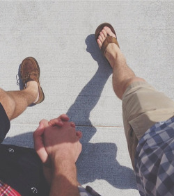 twoboysarebetter:  gay-love-is-beautiful:  http://gay-love-is-beautiful.tumblr.com/   Just be yourself!