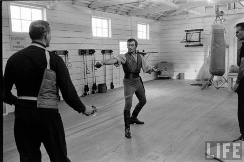 Yul Brynner taking stage combat lessons for The Buccaneer(Allan Grant. 1957)