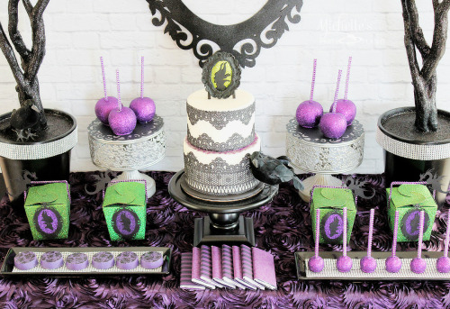 michellespartyplanit.com/2014/04/a-maleficent-dessert-table/ www.partyplanits.com part