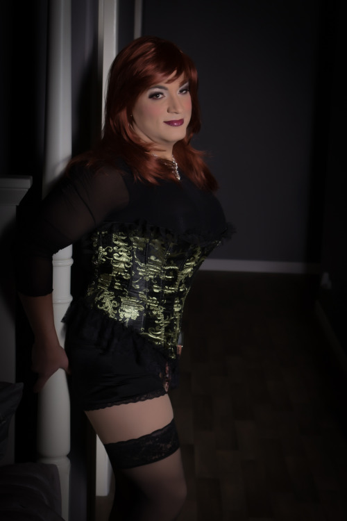 Hello there! Here are a few more photos from my recent pro photographer shoot. I had such a great ti