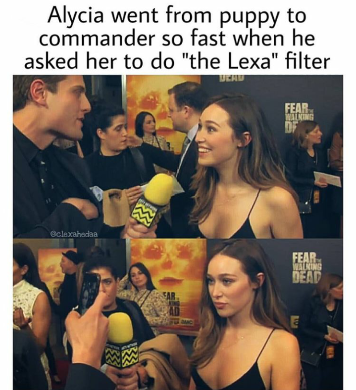 clexalexark:  Puppy to commander ❤