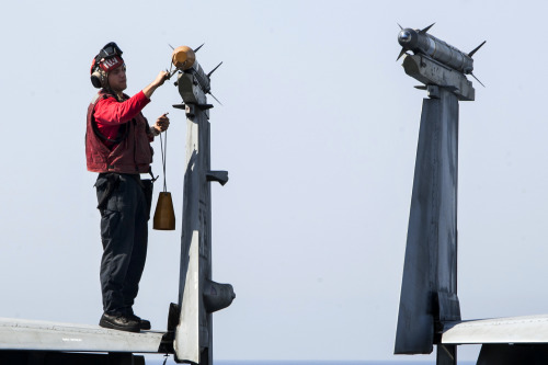 theworldairforce:  USS George H.W. Bush in the Persian Gulf, Oct. 10, 2014via Global Aviation Report