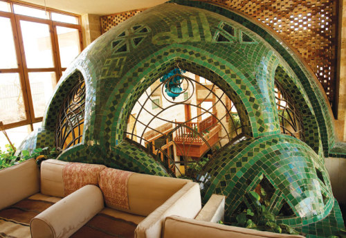 jutsu-goddess:renamonkalou:The family home of architect Sami Angawi, Jeddah, Saudi Arabia.    Holy shit….