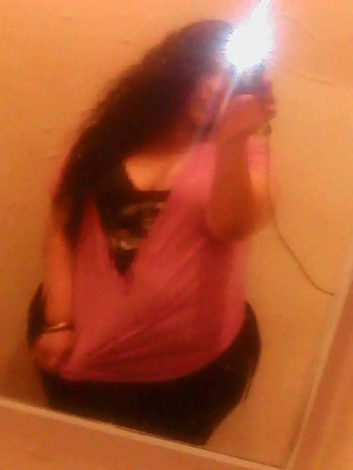 love4thicklatinas:  Gotta get more content but this chick whooo her shape 
