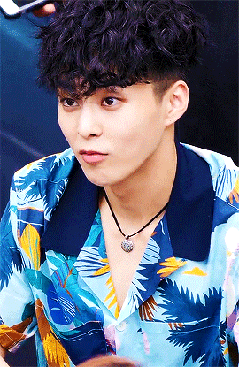 305heaux:minseok // exo fansign (170813)