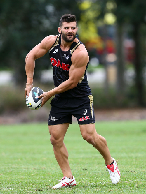 mancrushblog:    Josh Mansour, featured on adult photos