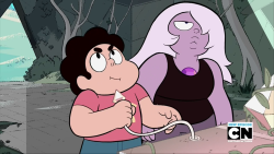 stevenuniverseconspiracies:  Pearl said the ships in Friend Ship were Homeworld’s means of colonizing new planets — they arrived on new planets and constructed warp pads. The pink diamonds and screen suggest that it was Pink Diamond’s own lieges