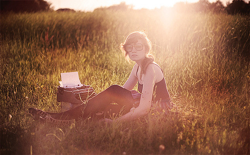 (via audreyhepburncomplex) My typewriter is EXACTLY LIKE THAT.