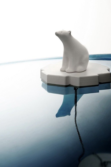 geekystuff: Polar Bear Bath Plug