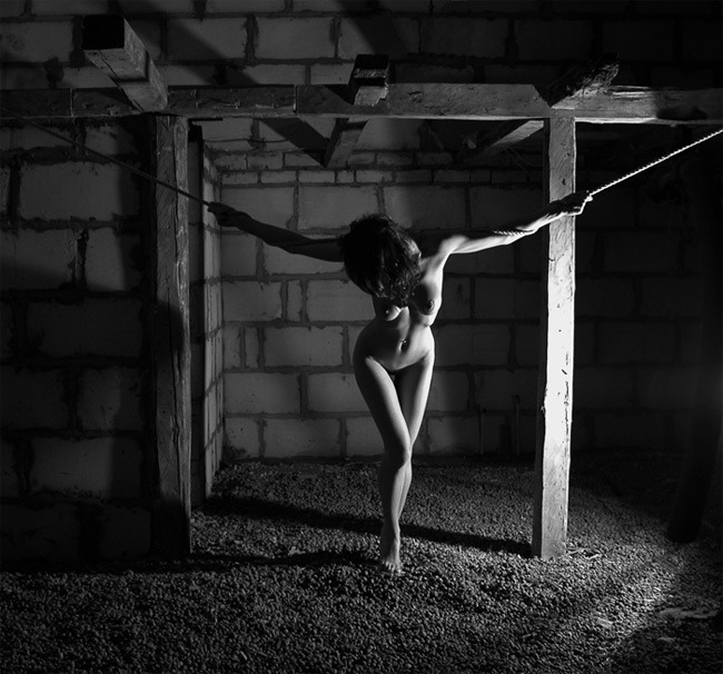 Darker Sights &amp; Sounds: BDSM Week - Day 3