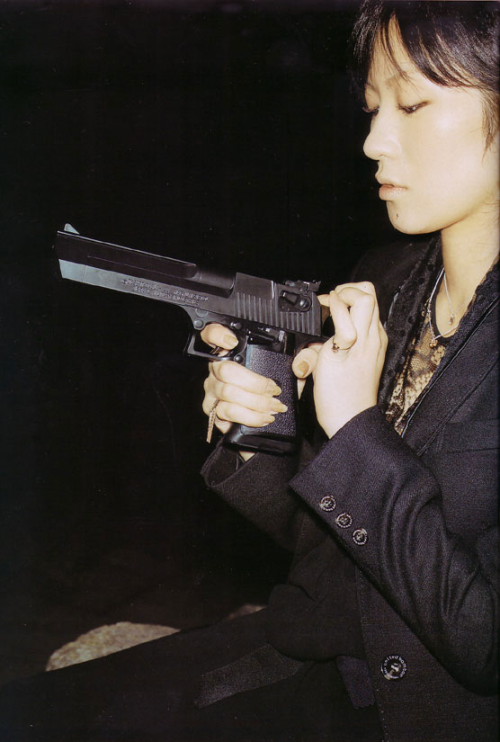 in-criminate:  arabianpussay:  dvrex:  ovur:  traplords:  (via kevvn, fuckyeahshiinaringo) 