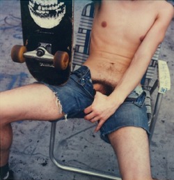 moonrat:  andrewgouwen: fuckyeahpunks photo by Dash Snow 