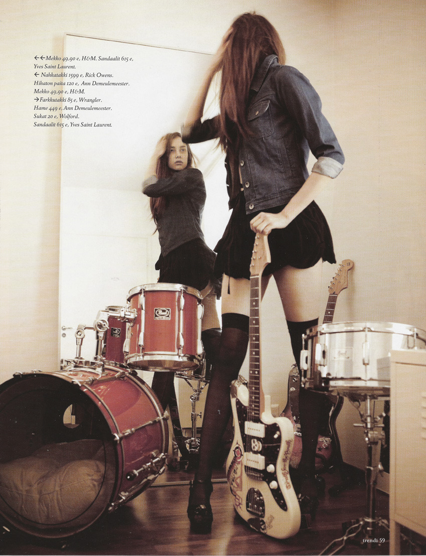 offo:  doggylife:  stereomonaural:   fallingberries:  (via fuckyeahfashionn) (via