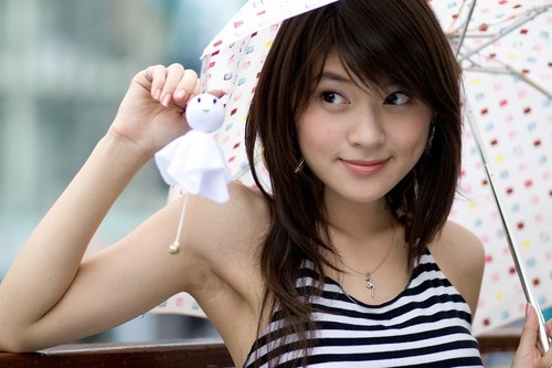 idol2u:sorshi: mifei: etoystk: PrettyDaily - Bringing Pretty Girls…