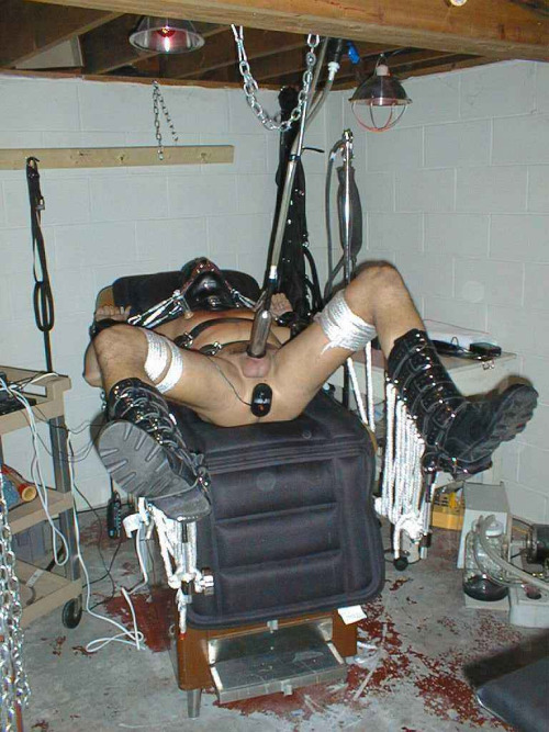 Porn texboylikesit:  leatherslavepup:  I’ve photos