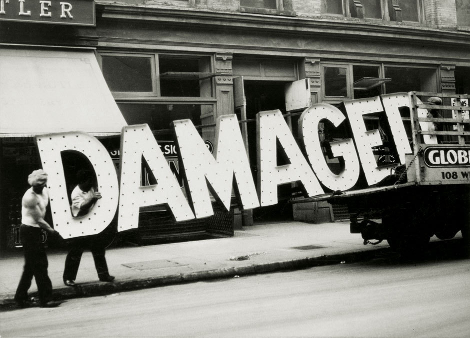 Truck and Sign photo: Walker Evans, 1930