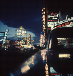 Fremont Street at night, Las Vegas photo by Nat Farbman for LIFE, 1961
