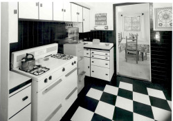 Armco-Ferro House, kitchen photo: Jack Boucher, 1994