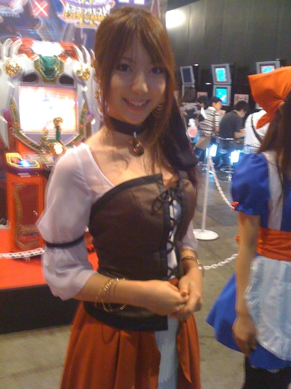 tetsuwou:  941:  otsune:  生ルイーダ #tgs09 on Twitpic  