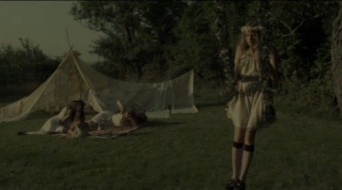 Spell, a film collaboration between Lula and Topshop : WATCH IT NOW.