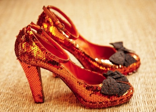 acc:  frogsandcrowns:  hospitalbeds:  ilovedyouforever:letsliveitup:appleonastick: nadiaisobel: (via ruby red slippers)    you really need a pair Ella xD   I know O__O