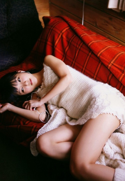 eri-eri-kamei-eri: they-are-helloproject: sinndatoomotta: 真野恵里菜 (via faddict, sinndatoomotta-blog) ま