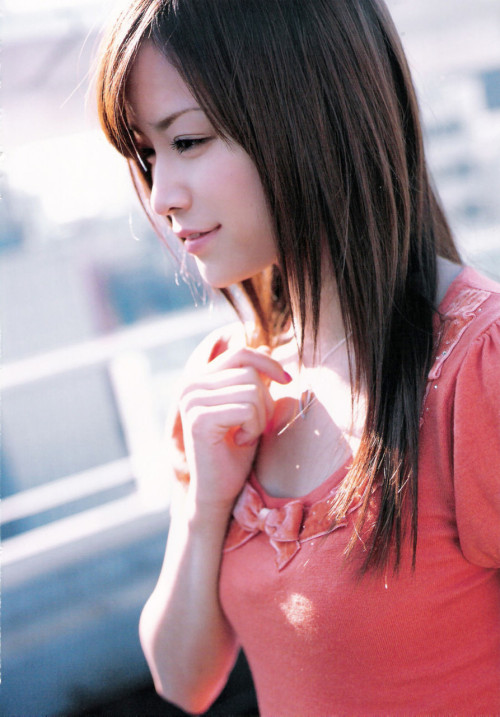 abcbabcba:  girlsbravo:  Kamei Eri 亀井絵里(via root9)