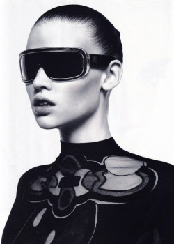 Lara Stone Shot By Inez Van Lamsweerde &Amp;Amp; Vinoodh Matadin For Givenchy, S/S