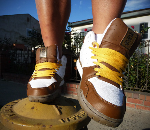 Next Day Pair : Kicks every day for a year — Day 186/370 Savier Tim O ...