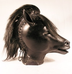 humanpony:  horsemasks:  claytoncubitt: 