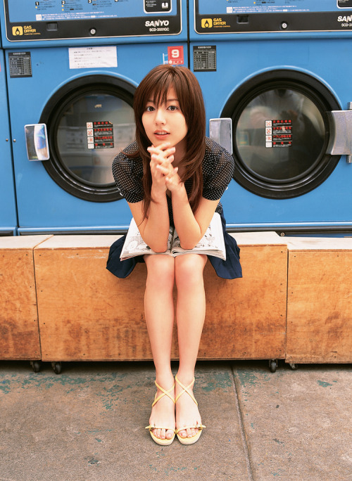 korosuke365: jetwake: nemoi:  Yumi Sugimoto (19) (via sl.radioheadache)