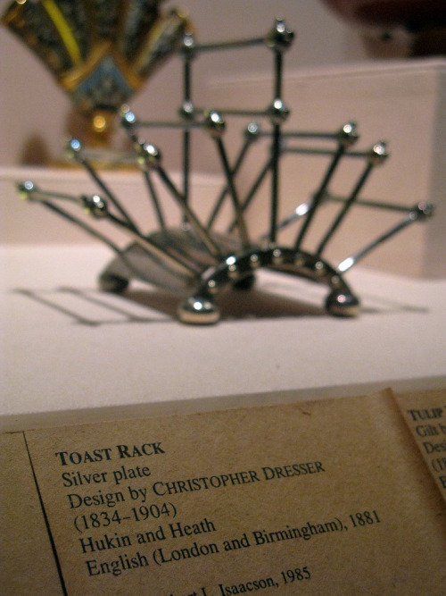 Silver plate toast rack by Christopher DresserEngland, 1881 Located in the European Sculpture and De