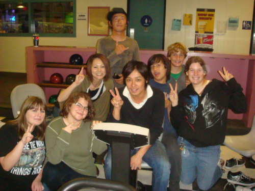 arinlikejade: Kazu in the background is lulz xD He was hilarious kazukazukazukazukazu.