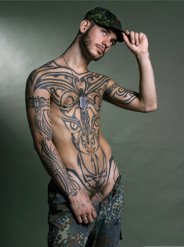 thewickedphoenix:  primalurgesunleashed:  He is sooooo fuckin’ HOT !!!!!!!!!!!