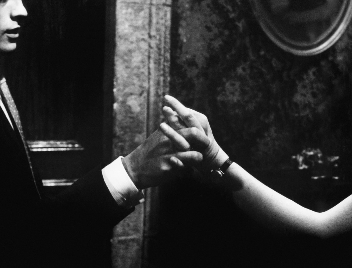 your-lovers-and-drifters:  alaindelon:Amazing still from L'eclisse.