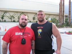 josebearpr:  arnisthebear:  macbeef:  stockycubbyguys:  bearmythology:  Strongman Joshua Davis and Terry Hollands [strongmanjoshua]   http://www.tumblr.com/follow/macbeef  Yes Joshua! 