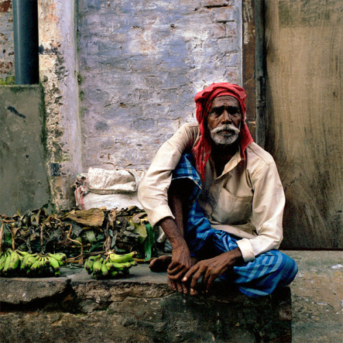 Travel Portraits - Varanasi, India 2008 :: Photography Served