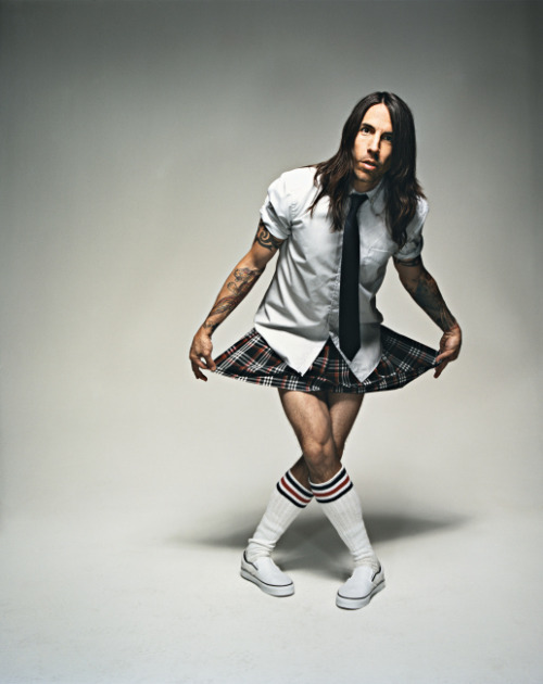 heartlesshippie:  bohemea:  suicideblonde:  Anthony Kiedis   xD 