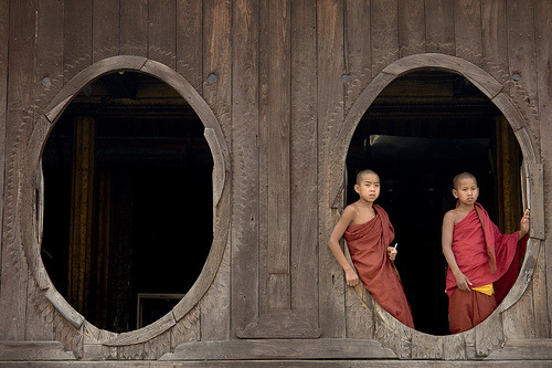 Monks in a window (via Marina & Enrique)