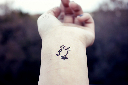 checkred-umbrella:  (via insanityisyourfriend) 