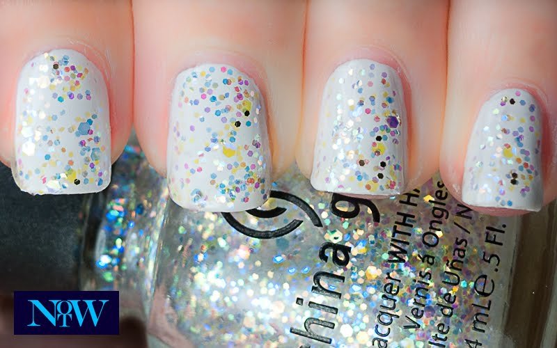 fuckyeahnailart:  Nail of the week: China Glaze Snow Globe 