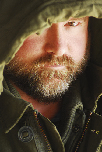 gaybeargamer:  bearcub87:  fhabhotdamncobs:  onabearhunt:  hotbears:  (via bearsncubs,