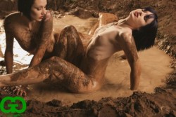 fuckyeahladyboner:  fuckyeahgodsgirls:  Mud Massacre!  Julene &amp; Stoya 