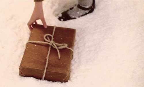 deerdarling:floatingswans:beatrixbunny:goldenlocket:(via bunnymitford)     Remember