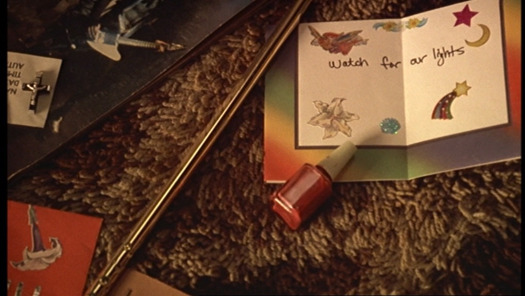 (via hallofmirrors)