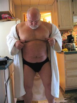 bobflesh:  parcequebears:  bwilson1989:  chubby-grandpa-grandma:  (via ilbear, ilbear)(via chubby-grandpa-grandma)(via bwilson1989)(via parcequebears)(via bobflesh)