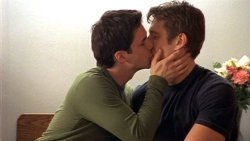 elniapo:  (via fuckyeahqaf) I LOOOOVE THEMM!!!!!!!  I loved them in Queer as Folk. My favorite couple from the show.