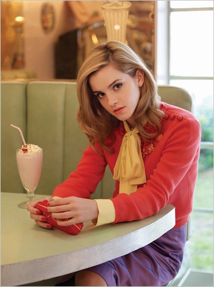 mollystrickland:     emma at the soda fountain 